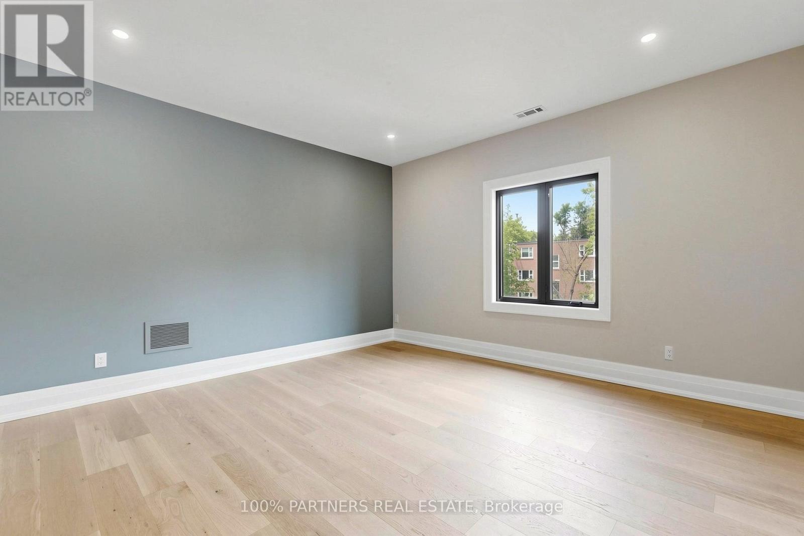 160 Lawrence Avenue, Richmond Hill, Ontario  L4C 1Z5 - Photo 33 - N13488880