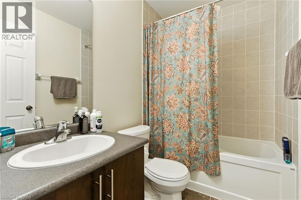245 Powell Road, Brantford, Ontario  N3T 0J3 - Photo 13 - 40856399