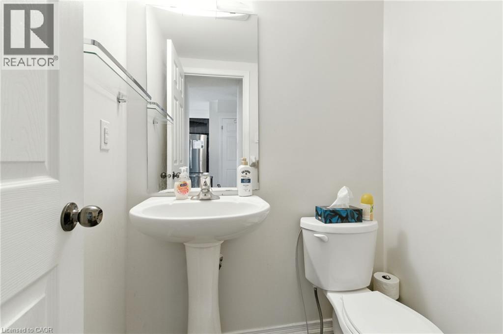 245 Powell Road, Brantford, Ontario  N3T 0J3 - Photo 4 - 40856399