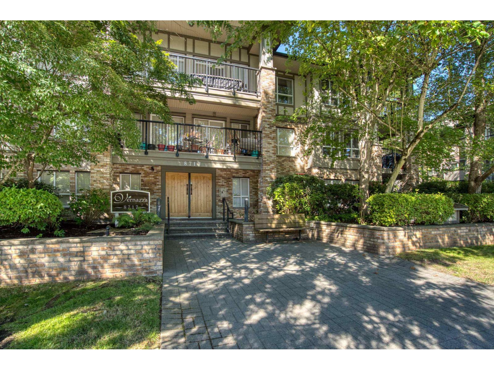 407 8717 160 Street, Surrey, British Columbia  V4N 5X7 - Photo 2 - R3157809