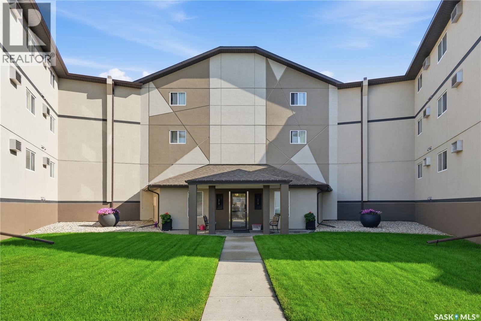 308 115 Keevil Crescent, Saskatoon, Saskatchewan  S7N 4P2 - Photo 2 - SK046310
