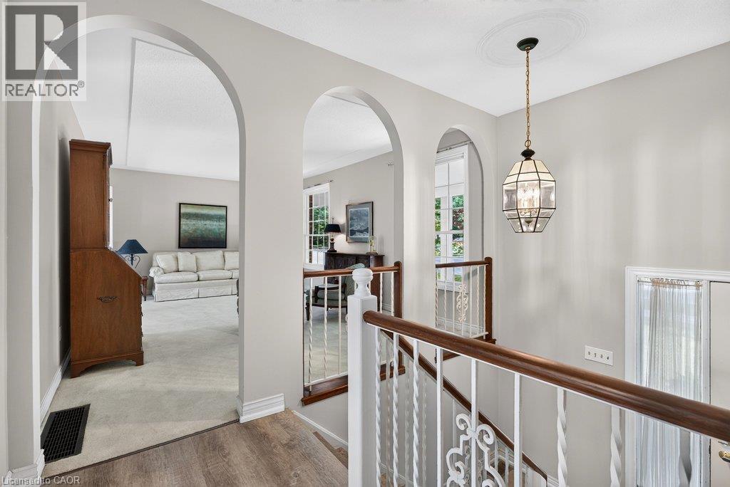 2148 Kerns Road, Burlington, Ontario  L7P 2W3 - Photo 6 - 40855065