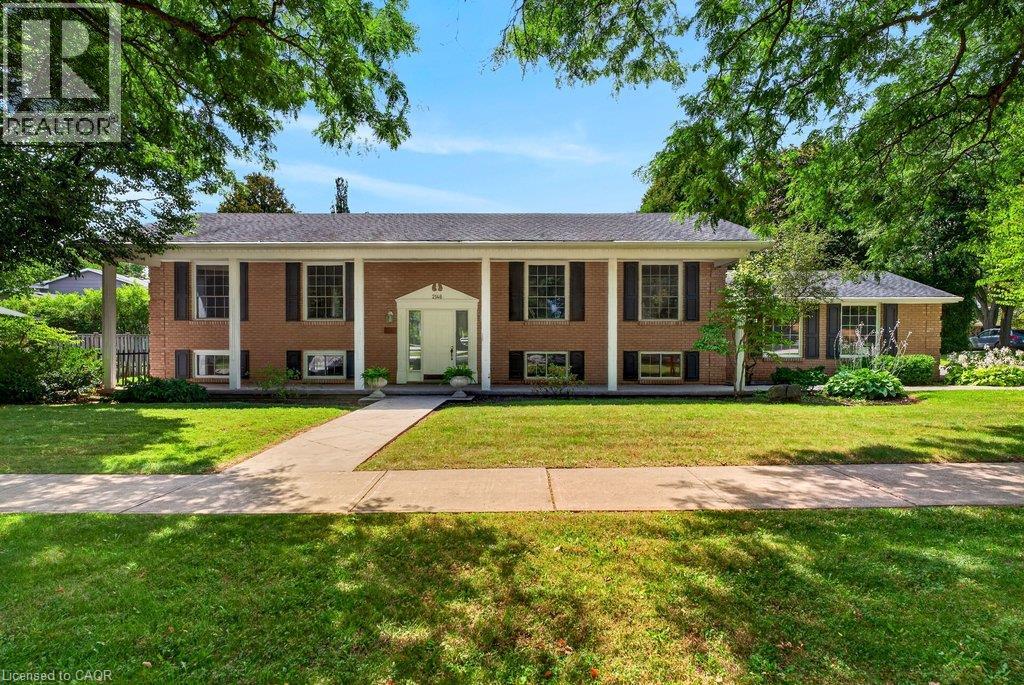 2148 KERNS Road, Burlington, Ontario