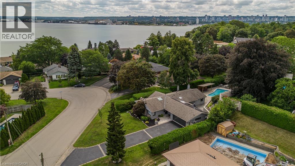 892 North Shore Boulevard W, Burlington, Ontario  L7T 1A8 - Photo 2 - 40856807