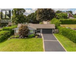892 NORTH SHORE Boulevard W, Burlington, Ontario