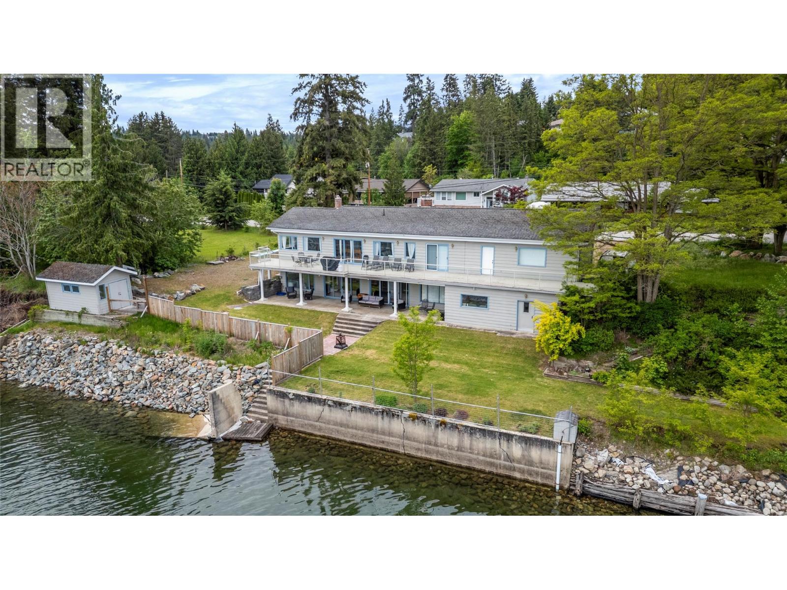 2437 Blind Bay Road, blind bay, British Columbia V0E1H1
