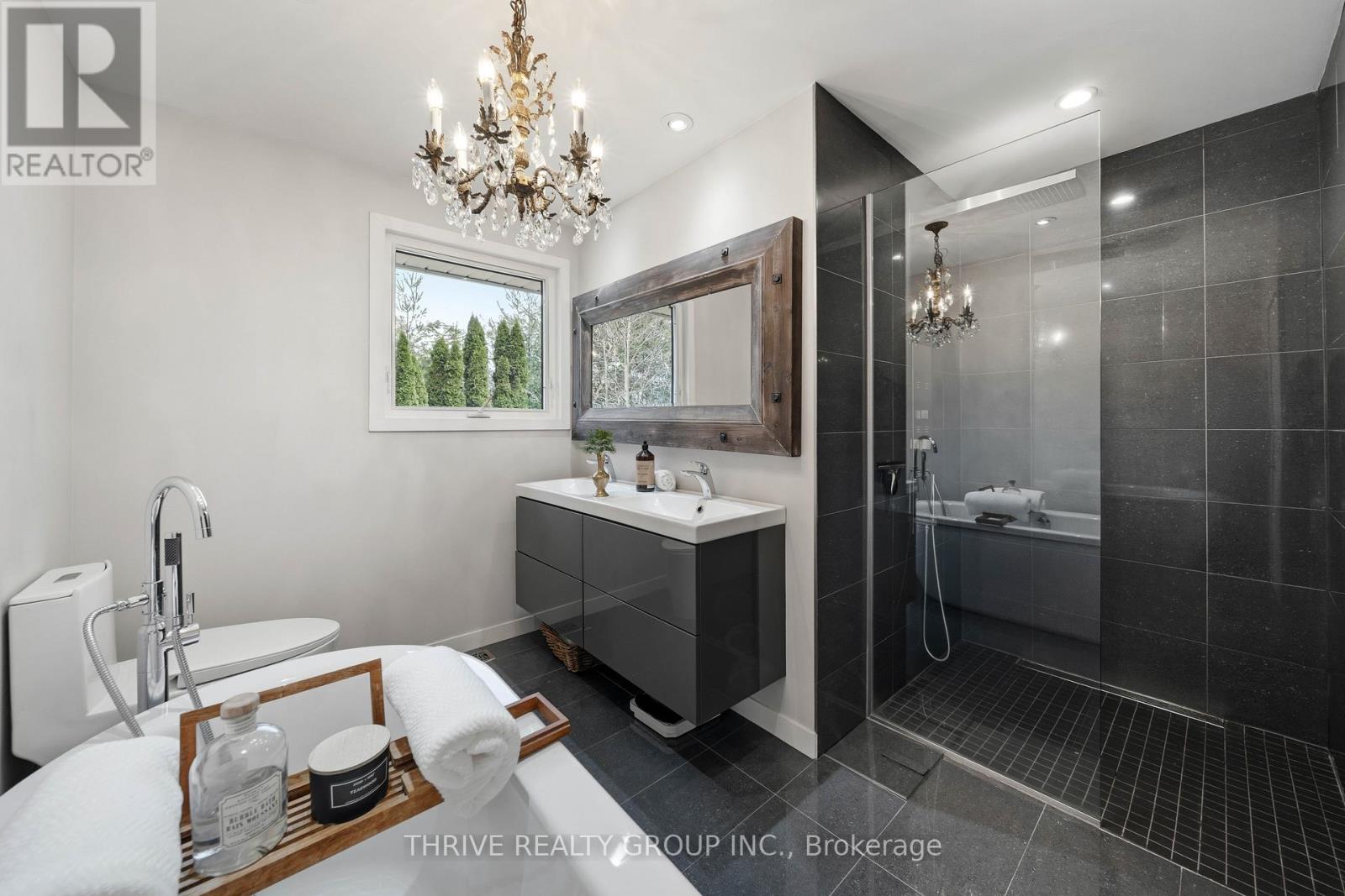 688 Westmount Hill Drive, London South, Ontario  N6K 1B2 - Photo 20 - X13701322