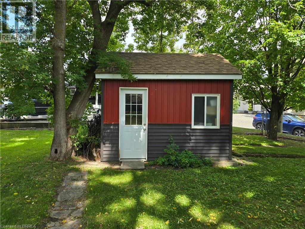 71 Grand River Street S, Paris, Ontario  N3L 2B5 - Photo 4 - 40855993