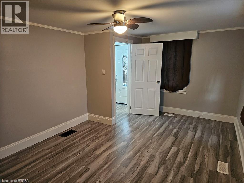 71 Grand River Street S, Paris, Ontario  N3L 2B5 - Photo 11 - 40855993