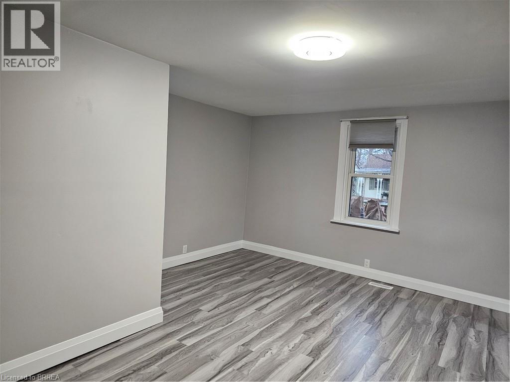 71 Grand River Street S, Paris, Ontario  N3L 2B5 - Photo 9 - 40855993