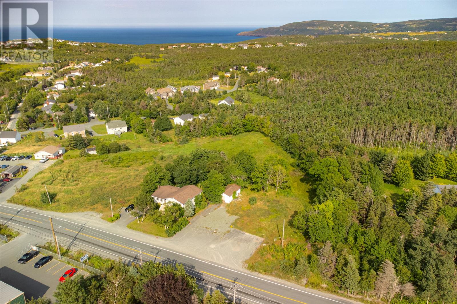 1176 Torbay Road, Torbay — photo 5