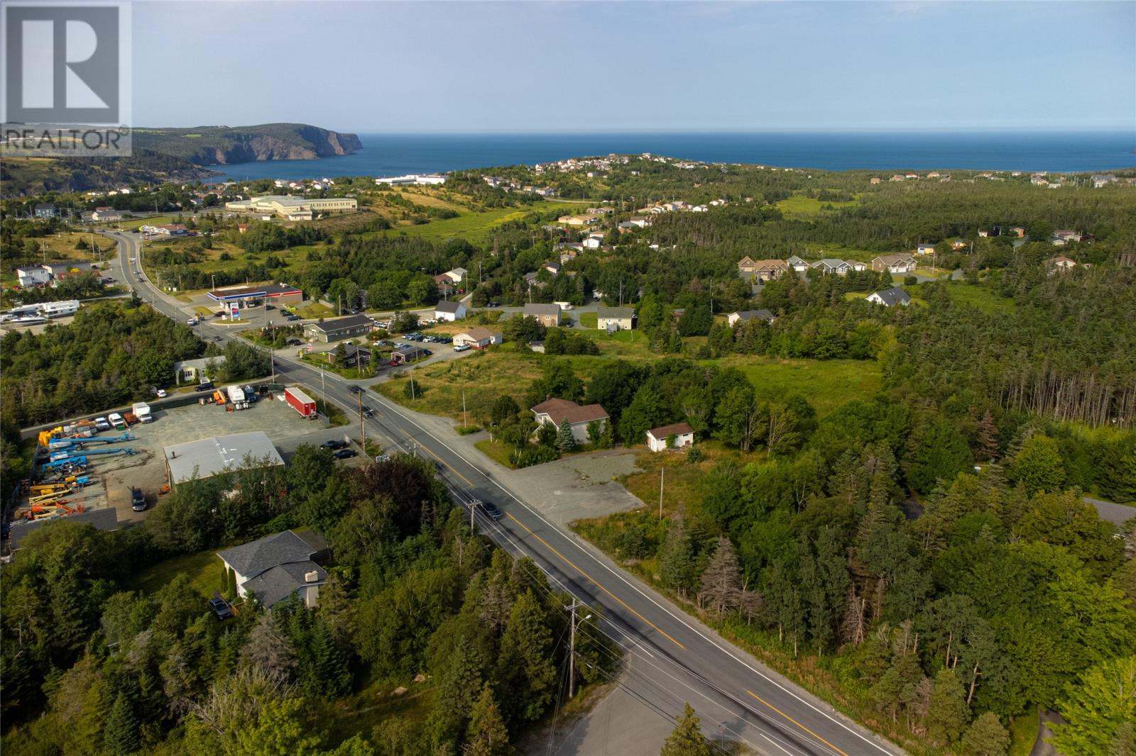 1176 Torbay Road, Torbay — photo 7