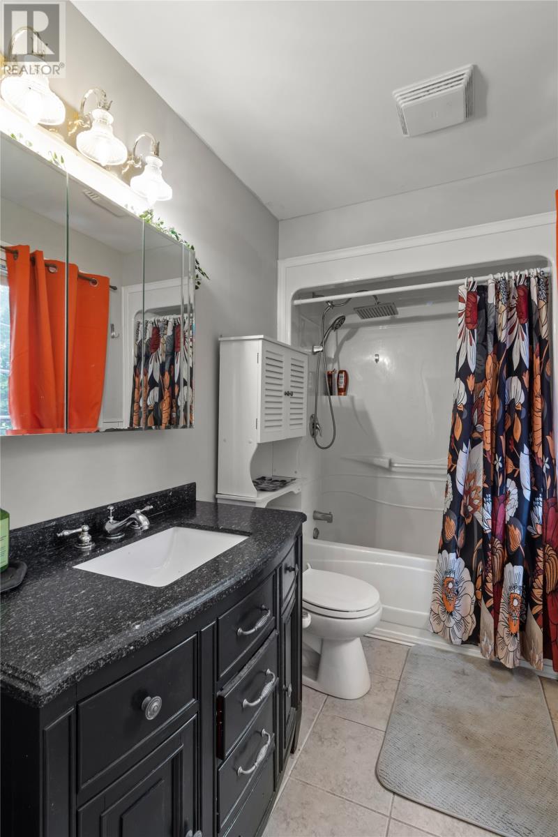 121 Linegar Avenue, St. John's — photo 16