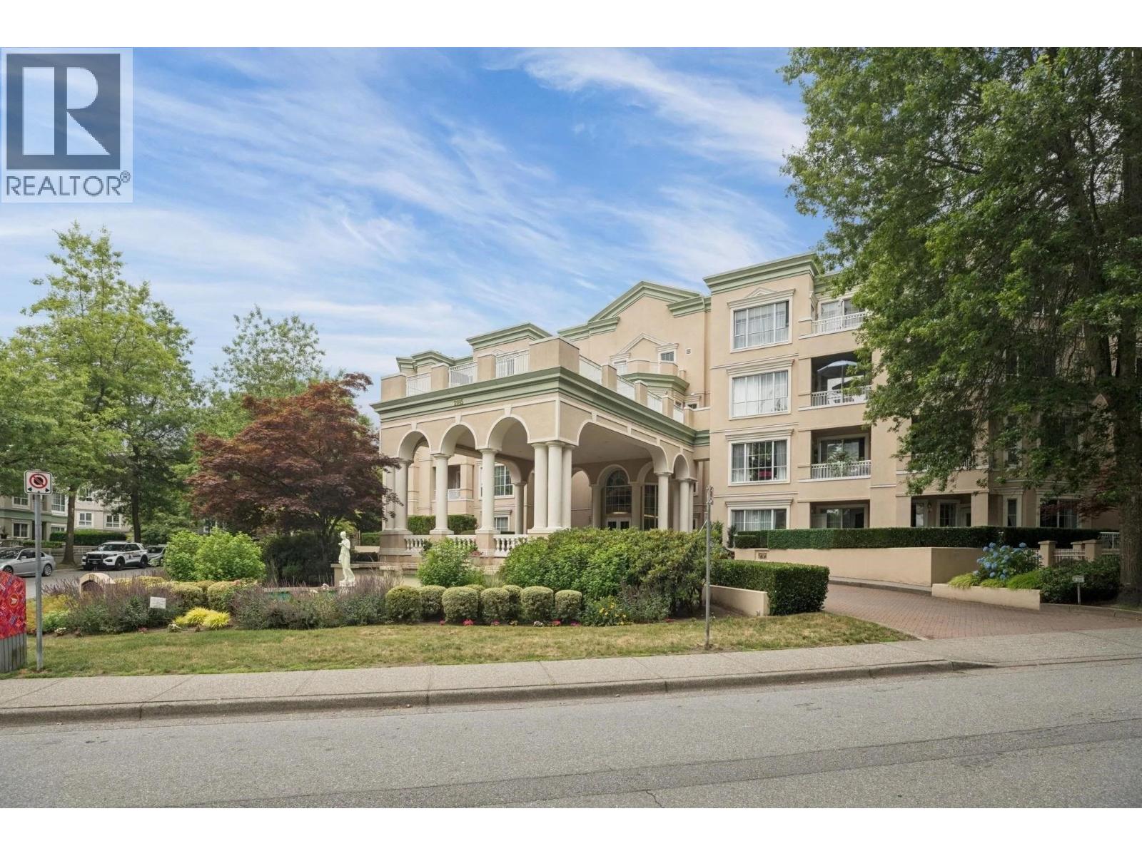 411 2995 PRINCESS CRESCENT, Coquitlam, British Columbia