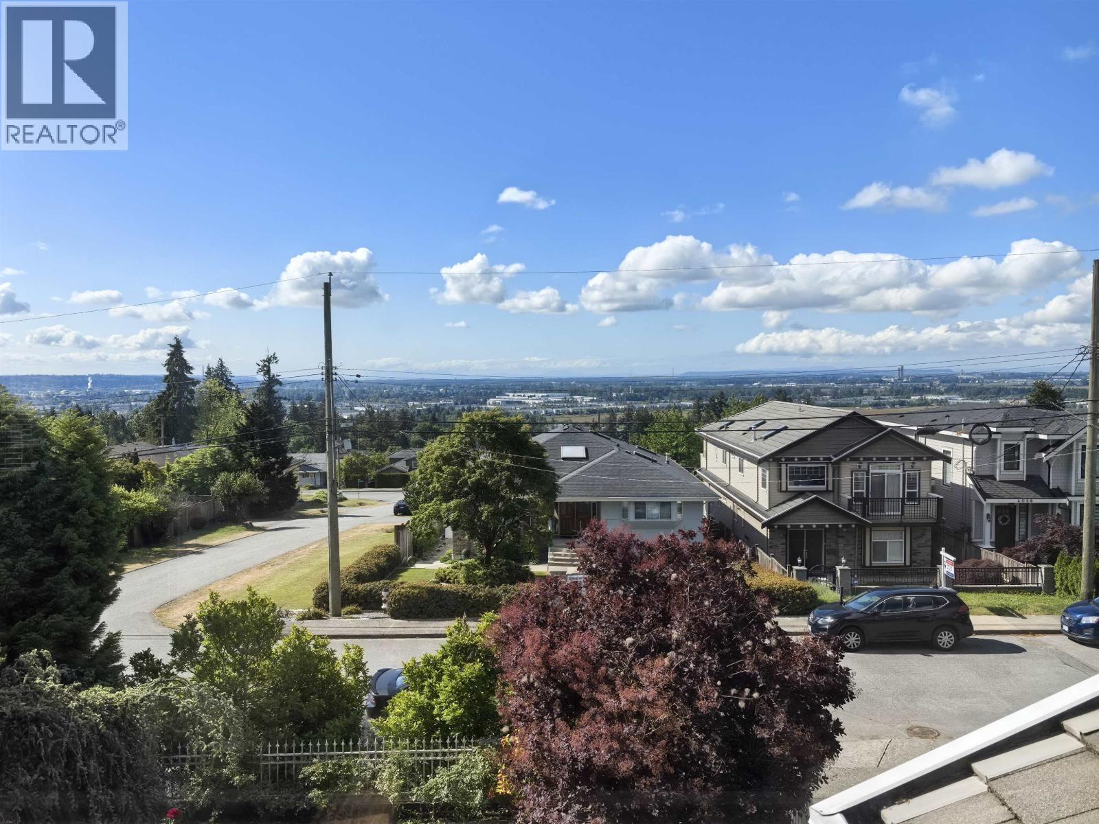 6087 Mckee Street, Burnaby, British Columbia V5J 2V6 - Photo 2 - R3157597