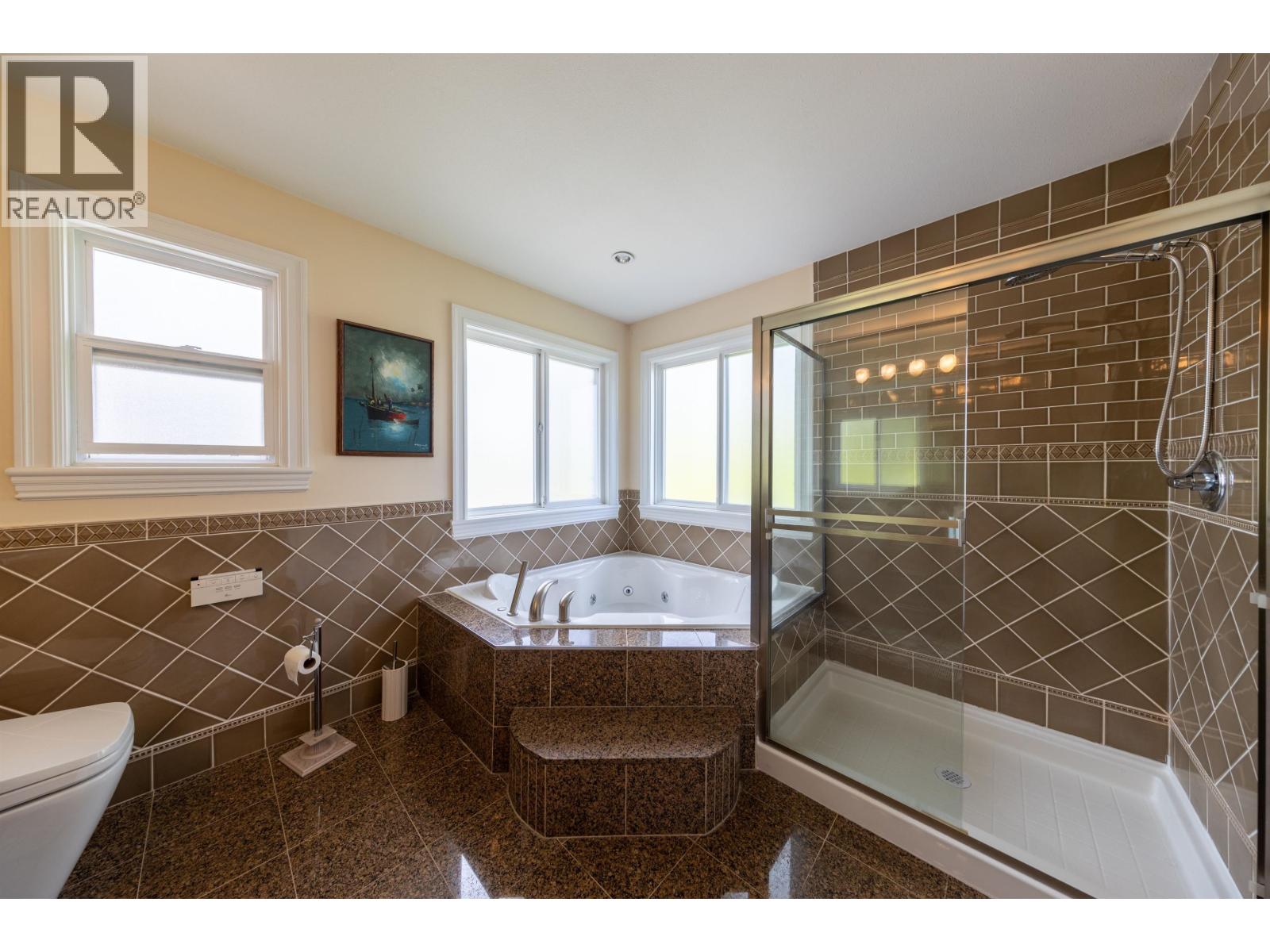 6087 Mckee Street, Burnaby, British Columbia V5J 2V6 - Photo 31 - R3157597
