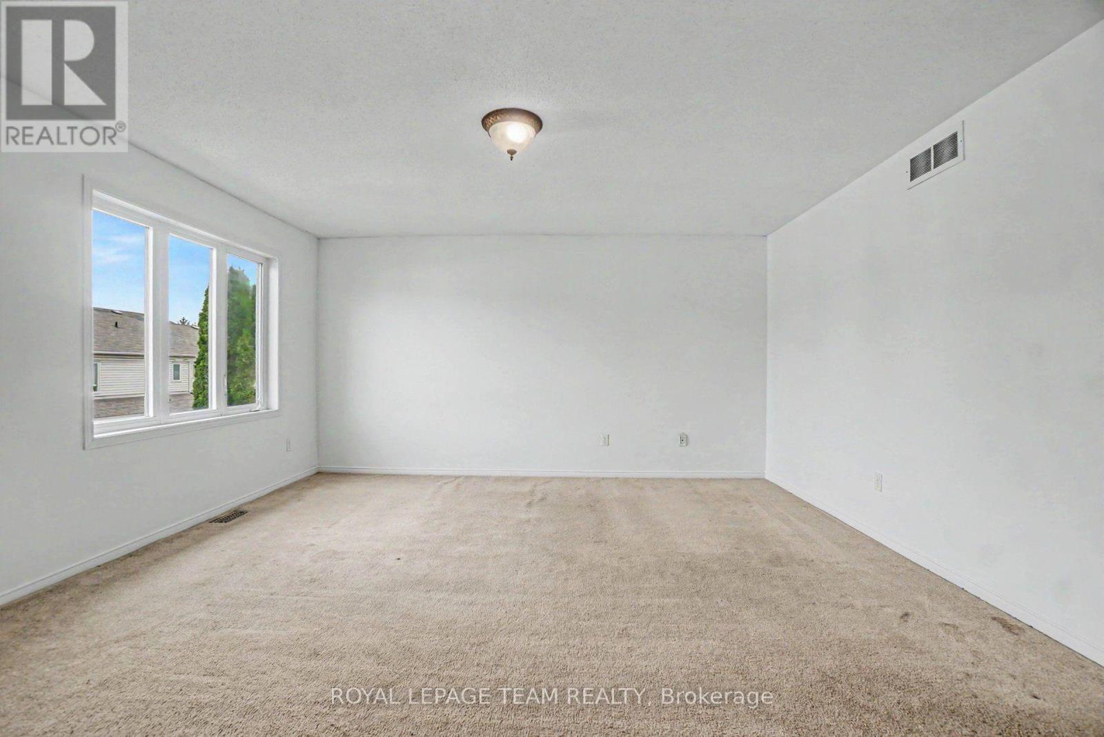 13 Stoneleigh Street, Ottawa, Ontario  K2G 7A2 - Photo 19 - X13701168