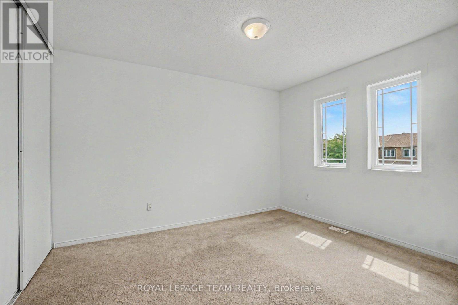 13 Stoneleigh Street, Ottawa, Ontario  K2G 7A2 - Photo 21 - X13701168