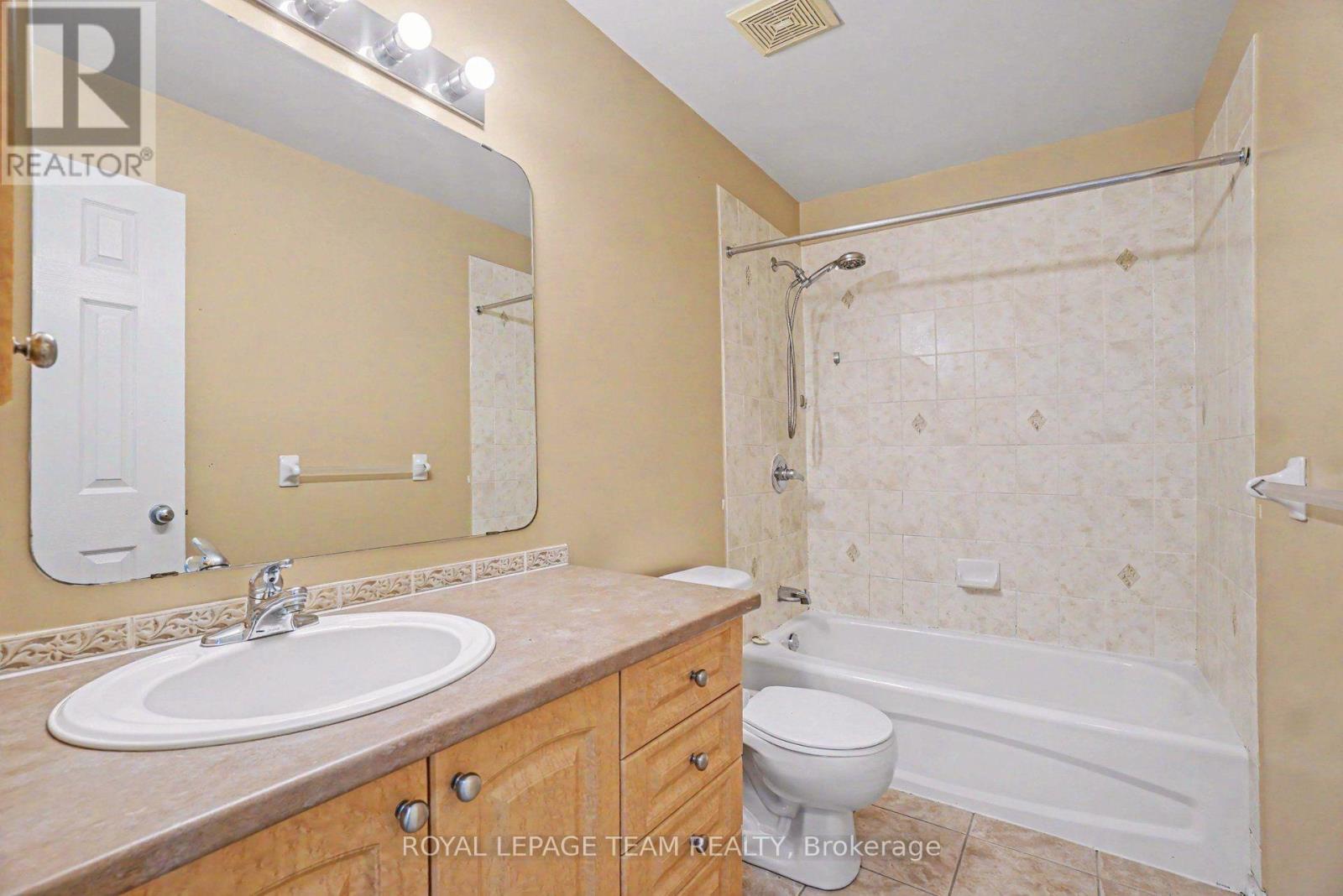 13 Stoneleigh Street, Ottawa, Ontario  K2G 7A2 - Photo 26 - X13701168