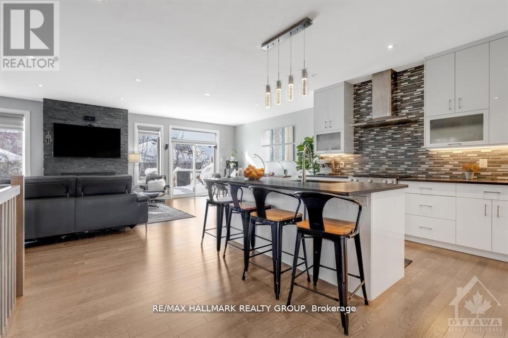 250 Richardson Avenue, Ottawa, Ontario  K2B 5G6 - Photo 6 - X13701240