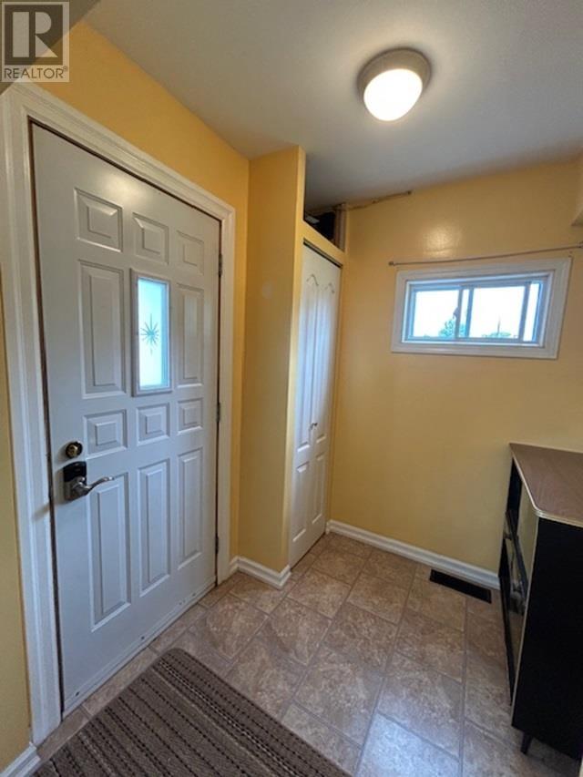 208 Gordon St, Thunder Bay, Ontario  P7E 4T3 - Photo 4 - TB2602464