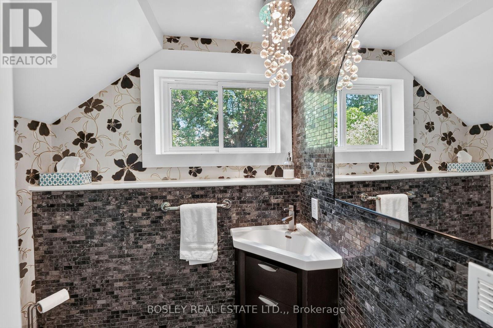 1073 Concession 2 Road, Niagara-On-The-Lake, Ontario  L0S 1J0 - Photo 14 - X13701224