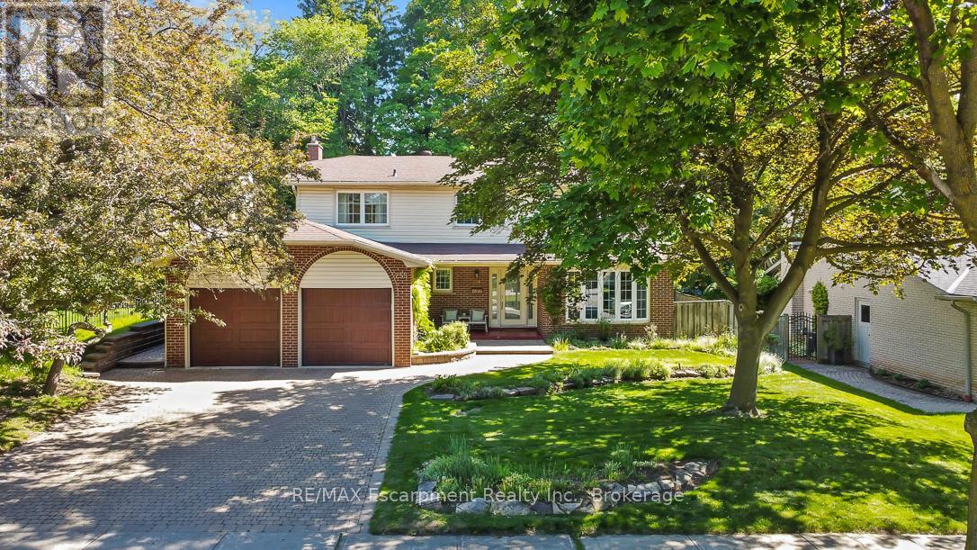 255 Spring Garden Road, Oakville, Ontario  L6L 5H5 - Photo 2 - W13701286