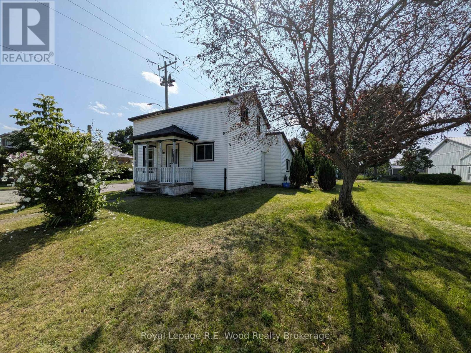 201 Tillson Avenue, Tillsonburg, Ontario  N4G 3B3 - Photo 1 - X13701190