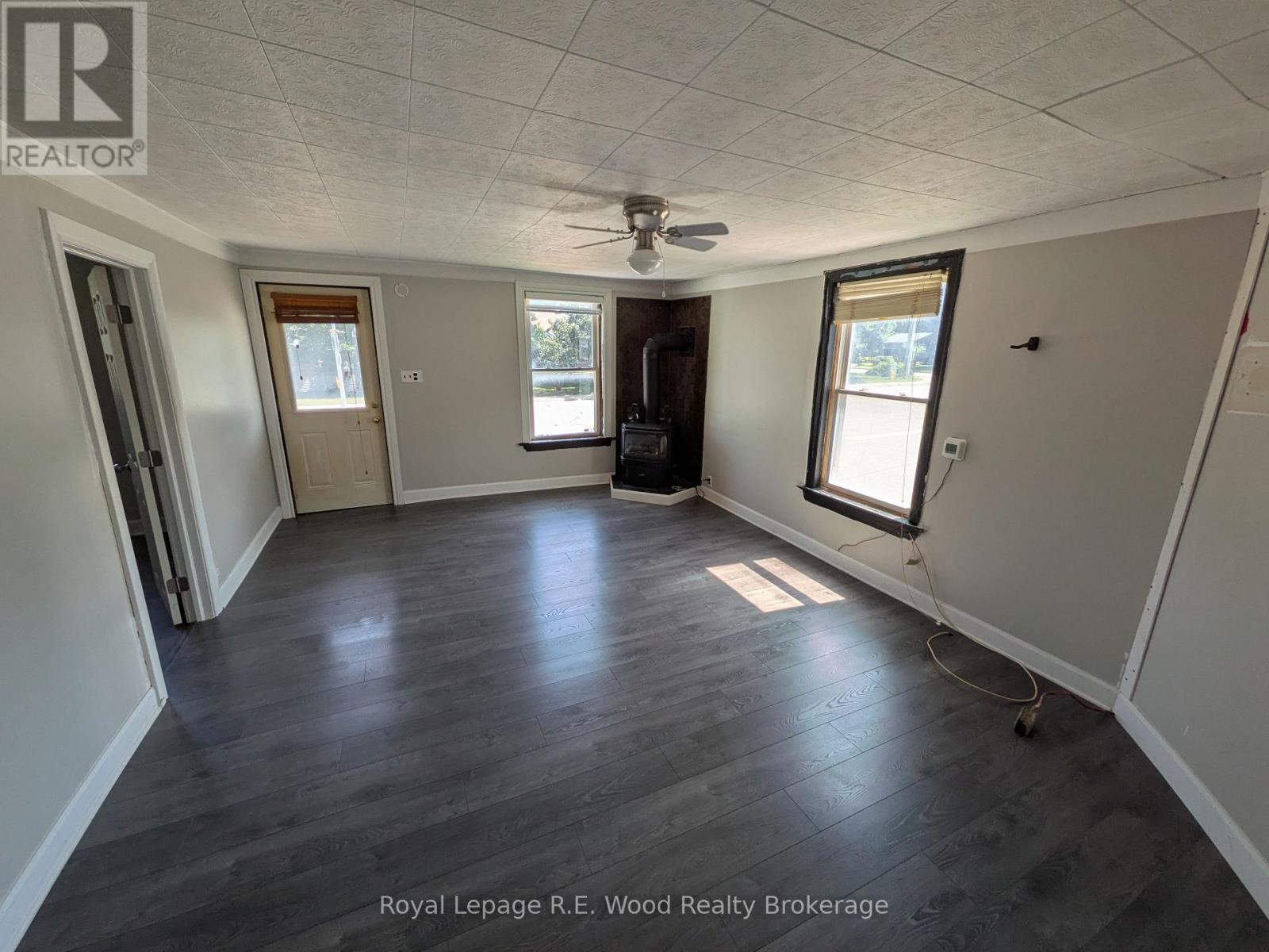 201 Tillson Avenue, Tillsonburg, Ontario  N4G 3B3 - Photo 8 - X13701190