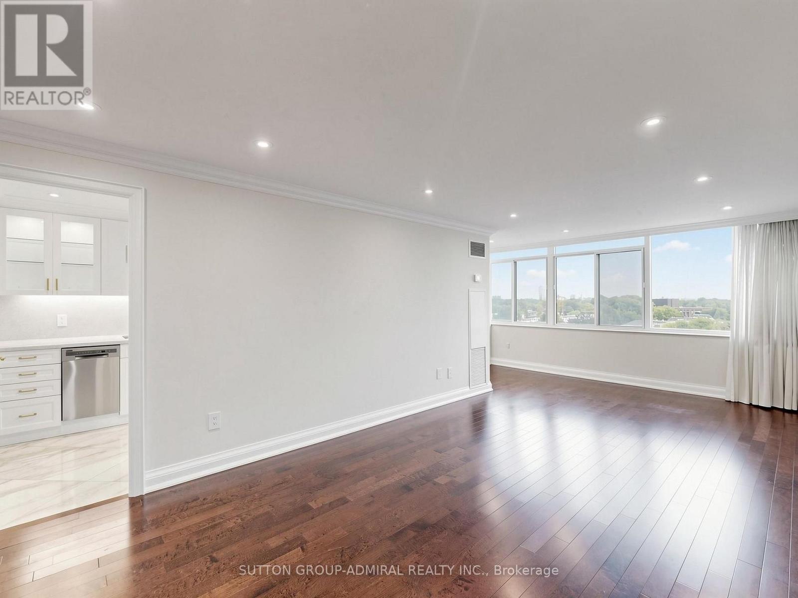 708 - 3000 Bathurst Street, Toronto, Ontario  M6B 3B4 - Photo 9 - C13701178