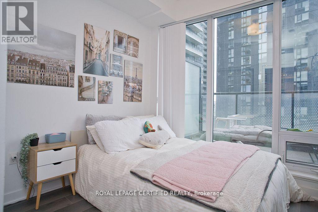 1905 - 125 Blue Jays Way, Toronto, Ontario  M5V 0N5 - Photo 18 - C13701222
