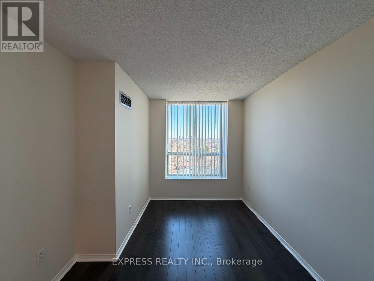 Lph07 - 39 Pemberton Avenue, Toronto, Ontario  M2M 4L6 - Photo 10 - C13701236