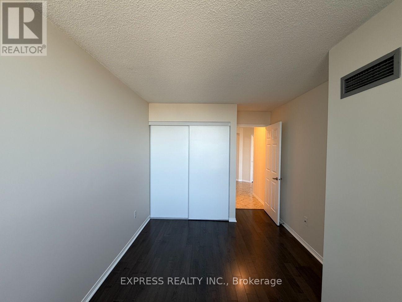Lph07 - 39 Pemberton Avenue, Toronto, Ontario  M2M 4L6 - Photo 11 - C13701236