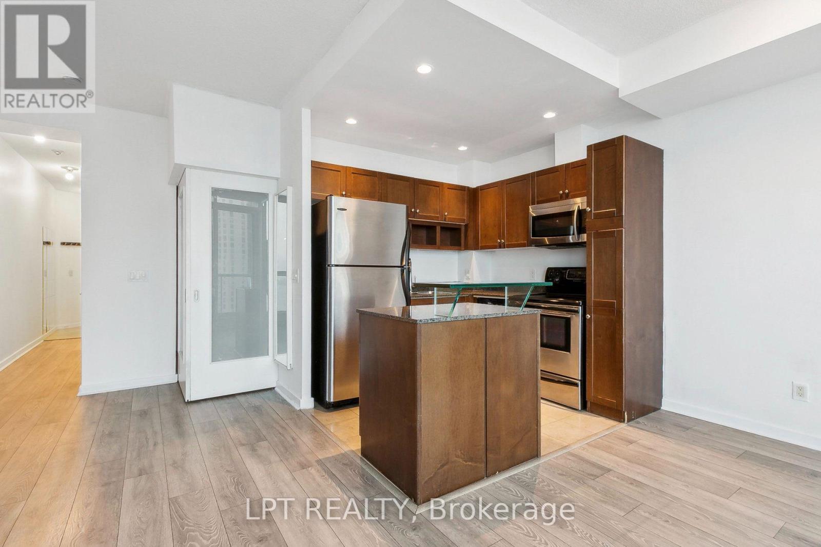 2604 - 208 Queens Quay W, Toronto, Ontario  M5J 2Y5 - Photo 13 - C13701270