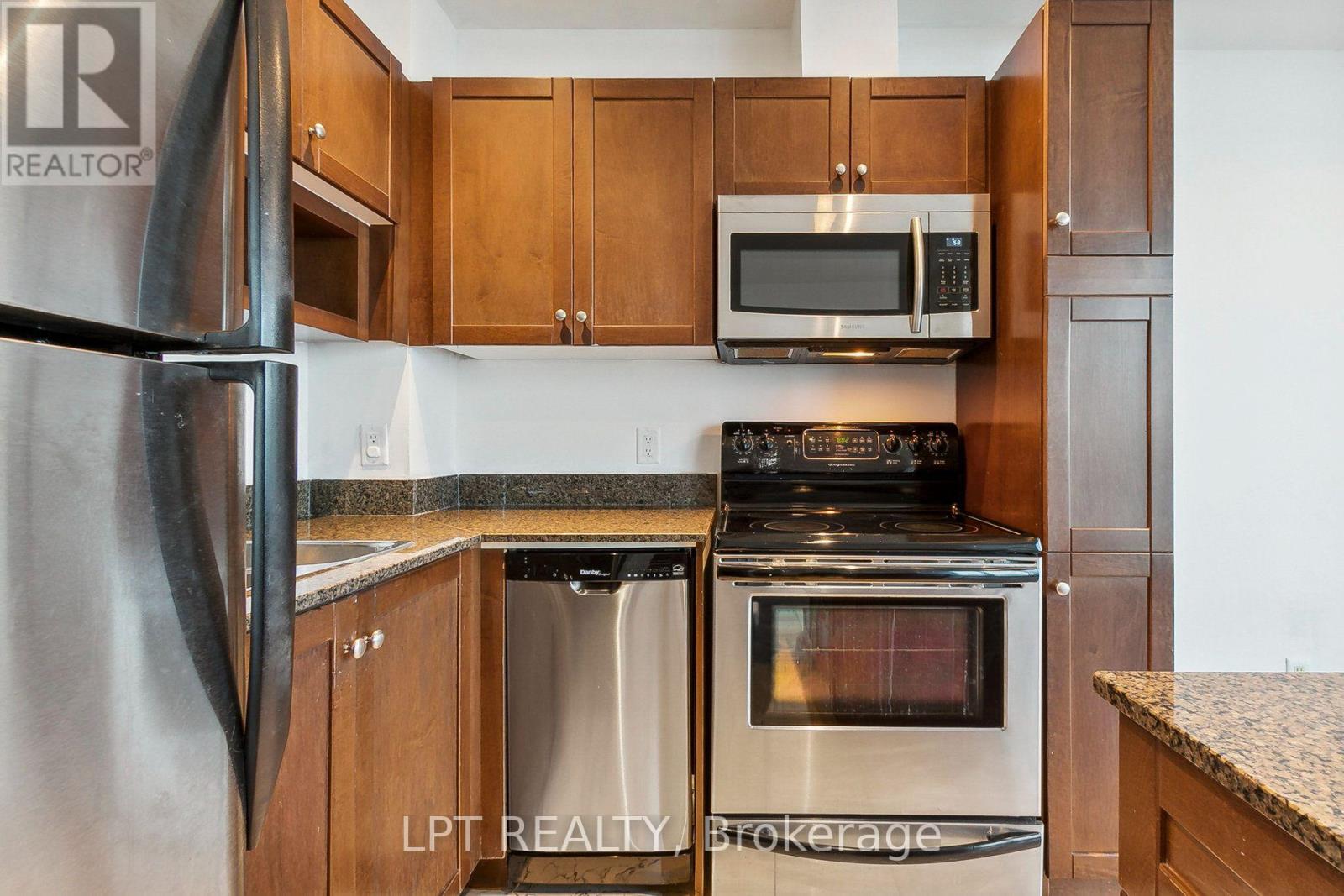 2604 - 208 Queens Quay W, Toronto, Ontario  M5J 2Y5 - Photo 17 - C13701270