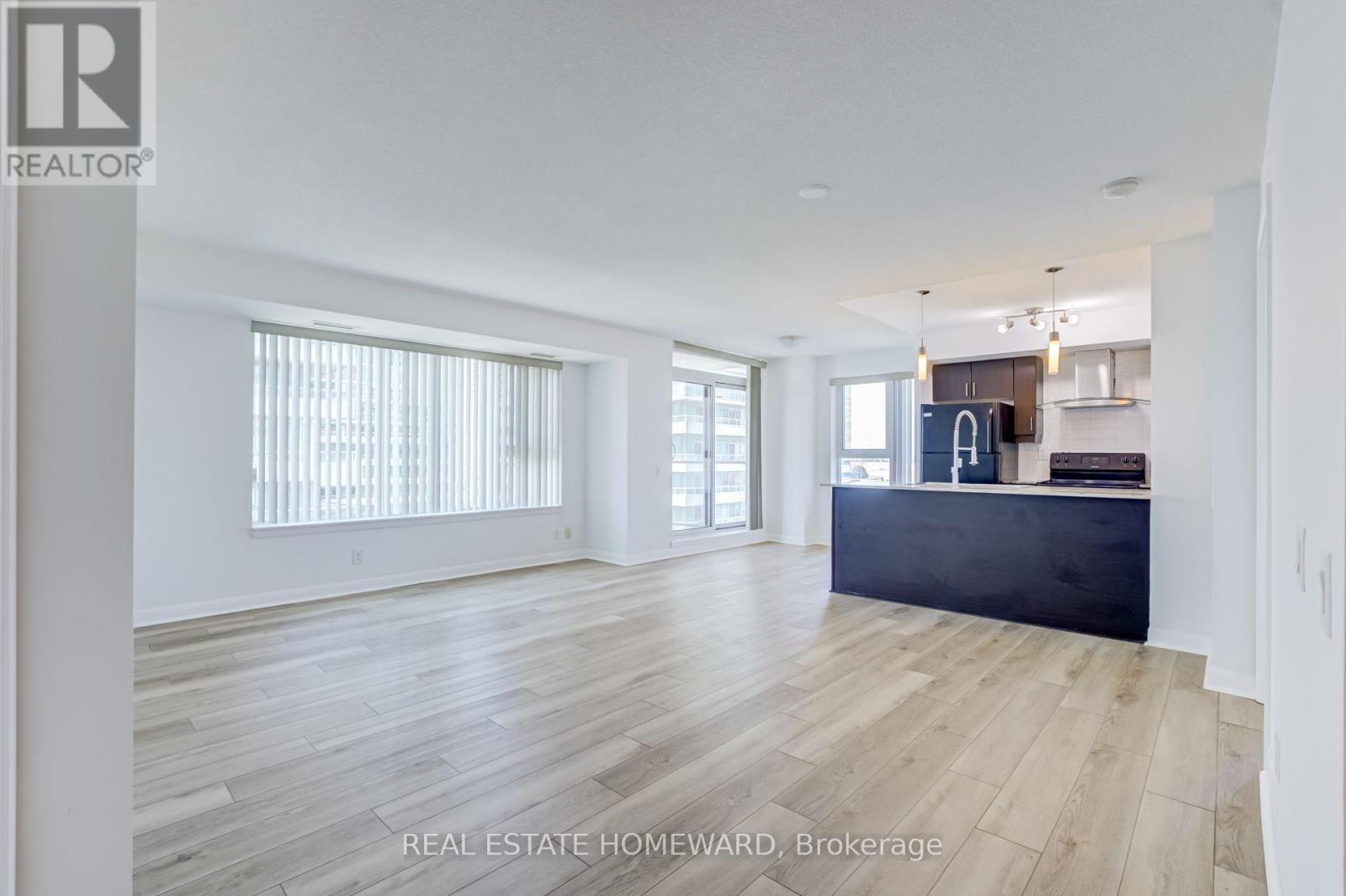 810 - 25 Town Centre Court, Toronto, Ontario  M1P 0B4 - Photo 11 - E13701154