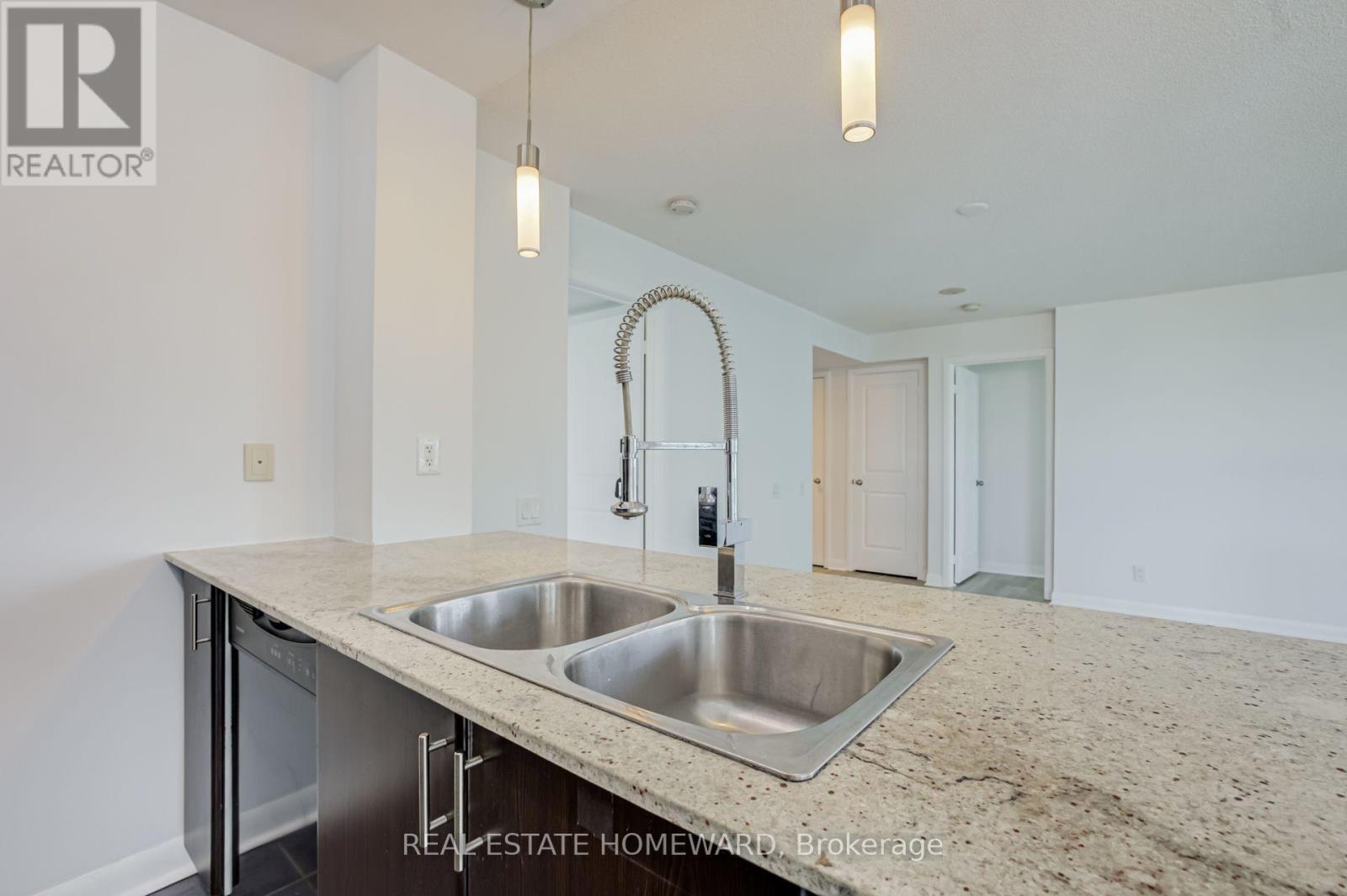 810 - 25 Town Centre Court, Toronto, Ontario  M1P 0B4 - Photo 12 - E13701154