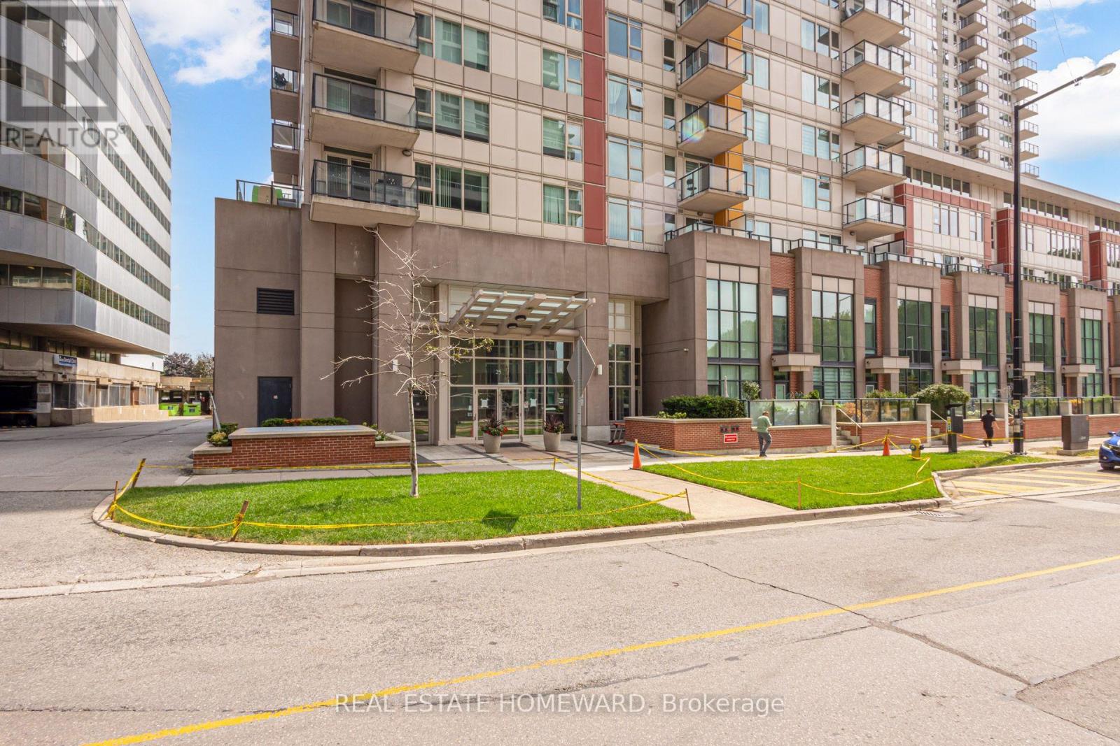 810 - 25 Town Centre Court, Toronto, Ontario  M1P 0B4 - Photo 2 - E13701154