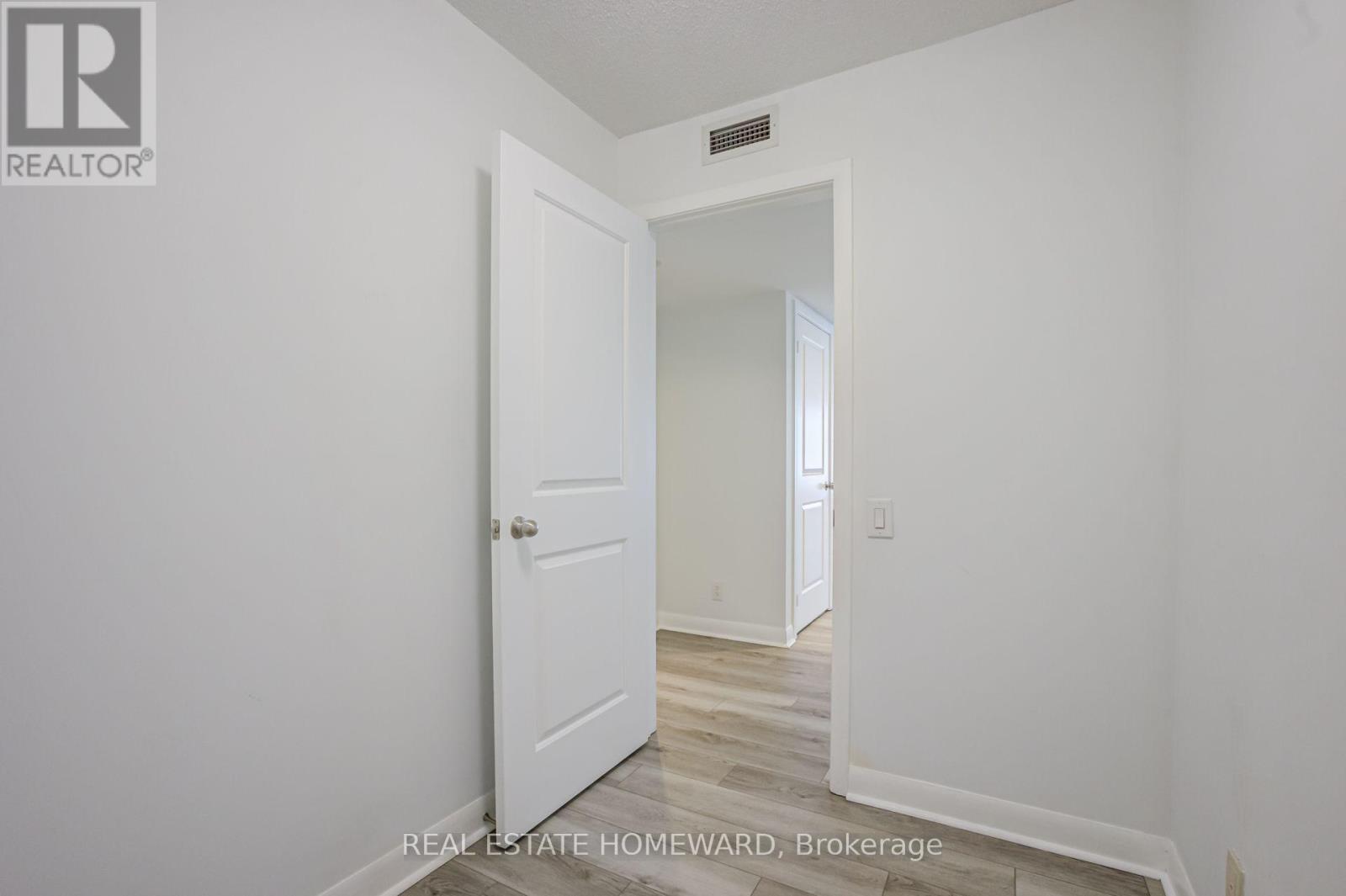 810 - 25 Town Centre Court, Toronto, Ontario  M1P 0B4 - Photo 26 - E13701154