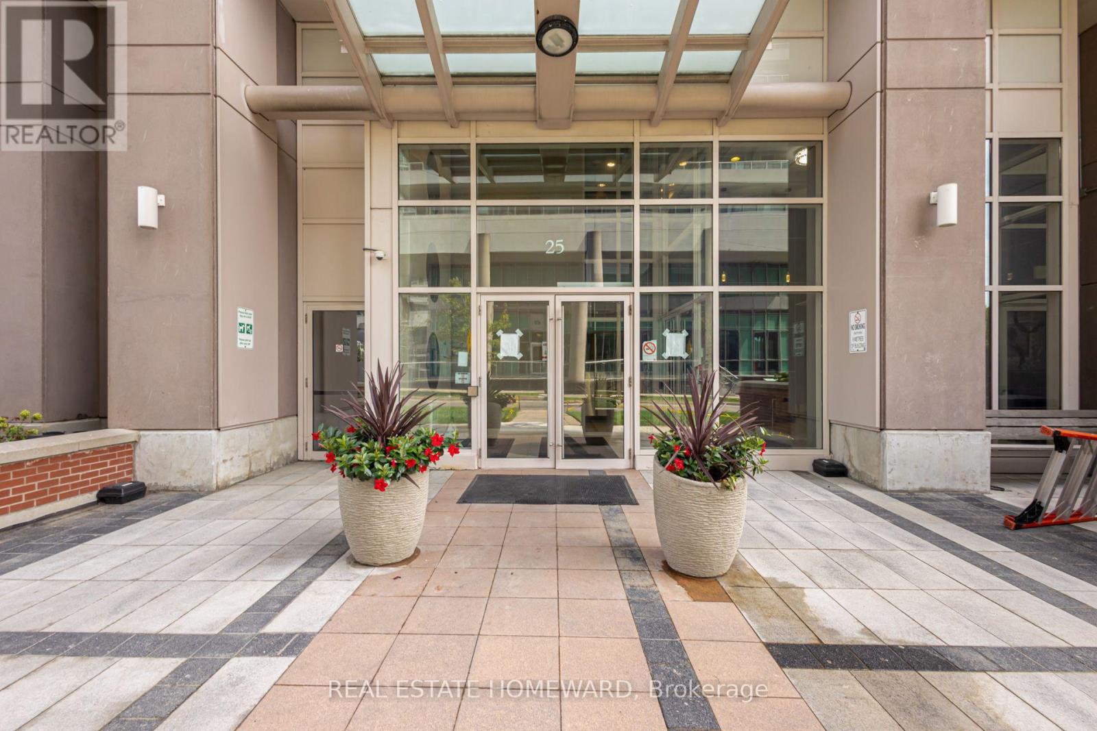 810 - 25 Town Centre Court, Toronto, Ontario  M1P 0B4 - Photo 3 - E13701154