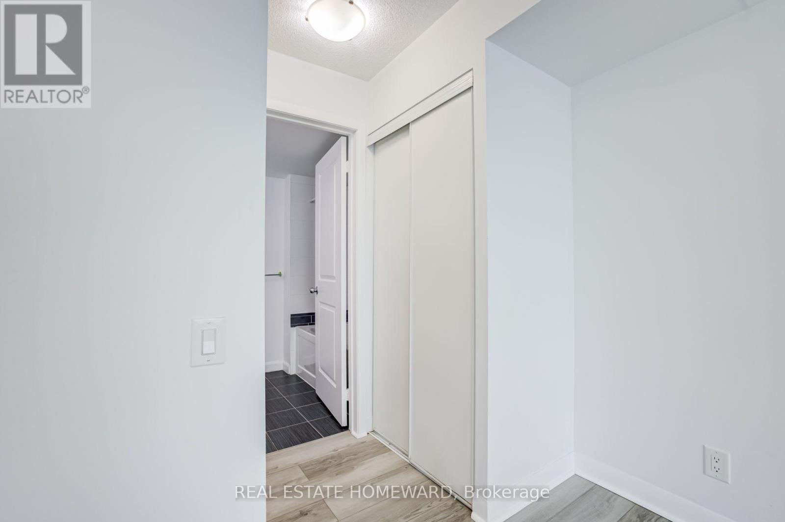 810 - 25 Town Centre Court, Toronto, Ontario  M1P 0B4 - Photo 30 - E13701154
