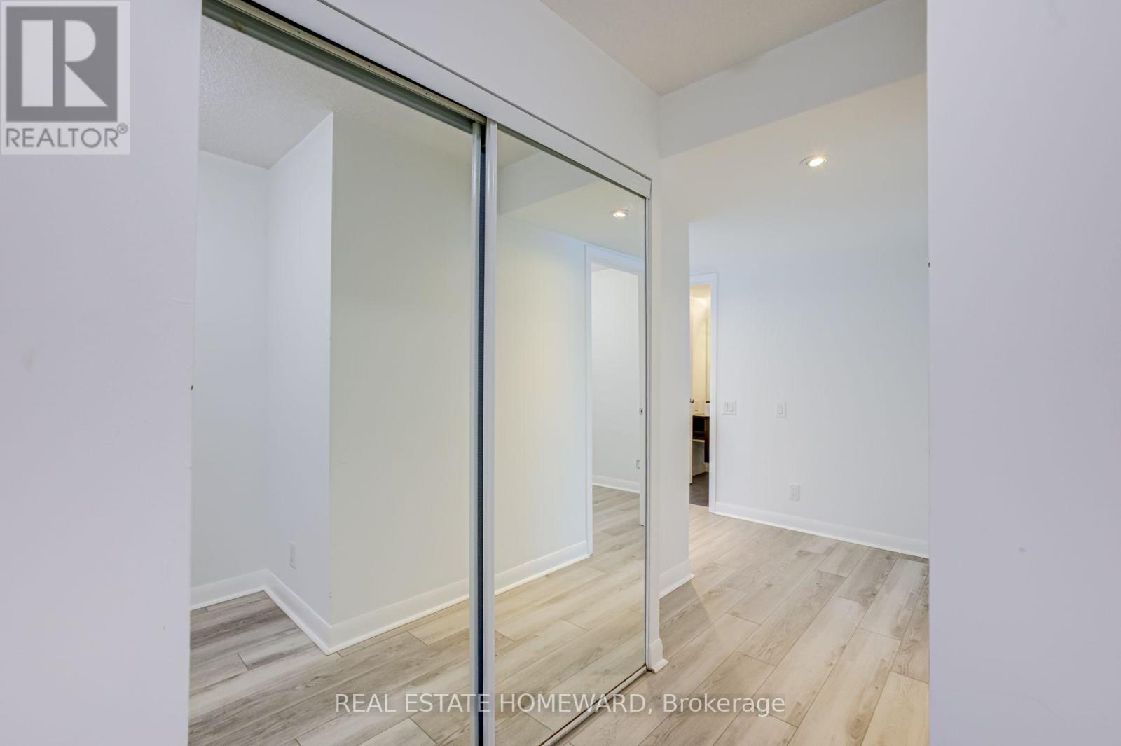 810 - 25 Town Centre Court, Toronto, Ontario  M1P 0B4 - Photo 9 - E13701154