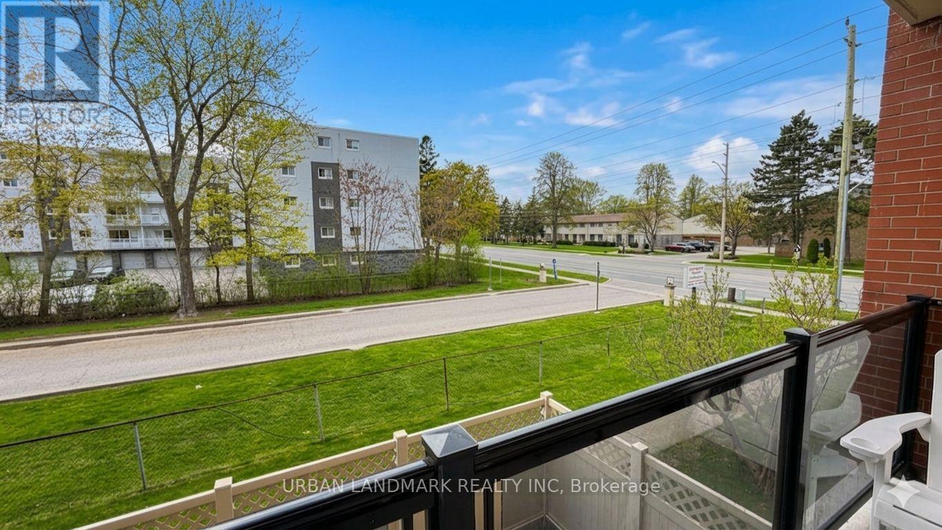 201 - 131 Taunton Road E, Oshawa, Ontario  L1G 3T8 - Photo 7 - E13701160