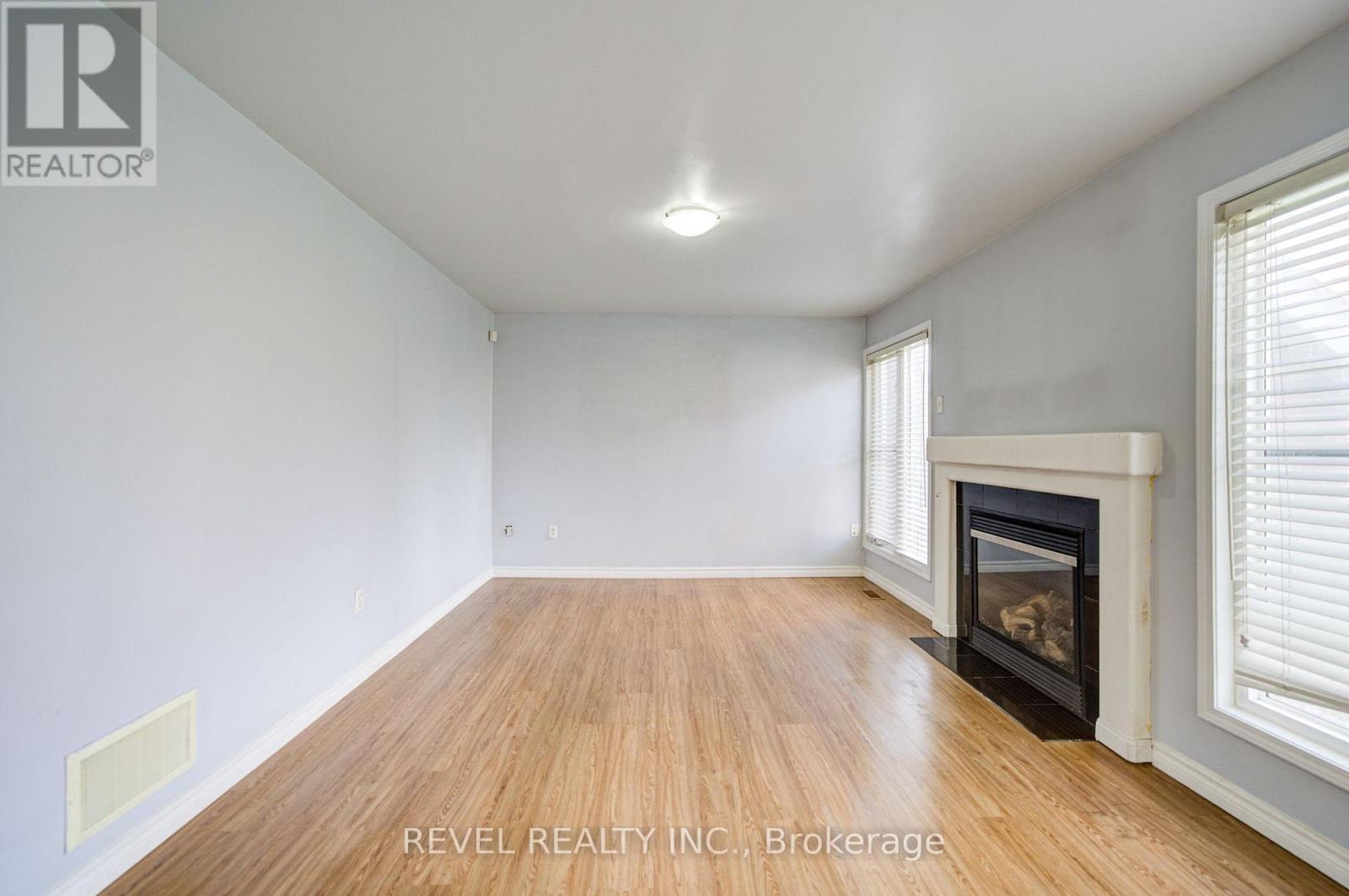 112 Rouge River Drive, Toronto, Ontario  M1B 6G1 - Photo 11 - E13701252
