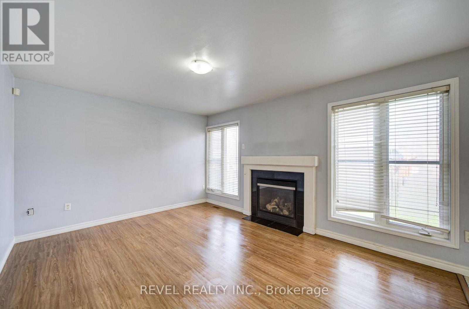 112 Rouge River Drive, Toronto, Ontario  M1B 6G1 - Photo 12 - E13701252