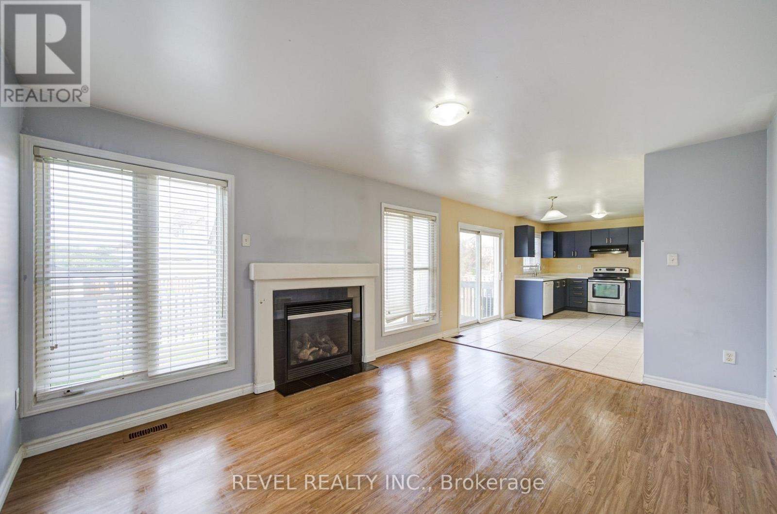 112 Rouge River Drive, Toronto, Ontario  M1B 6G1 - Photo 14 - E13701252