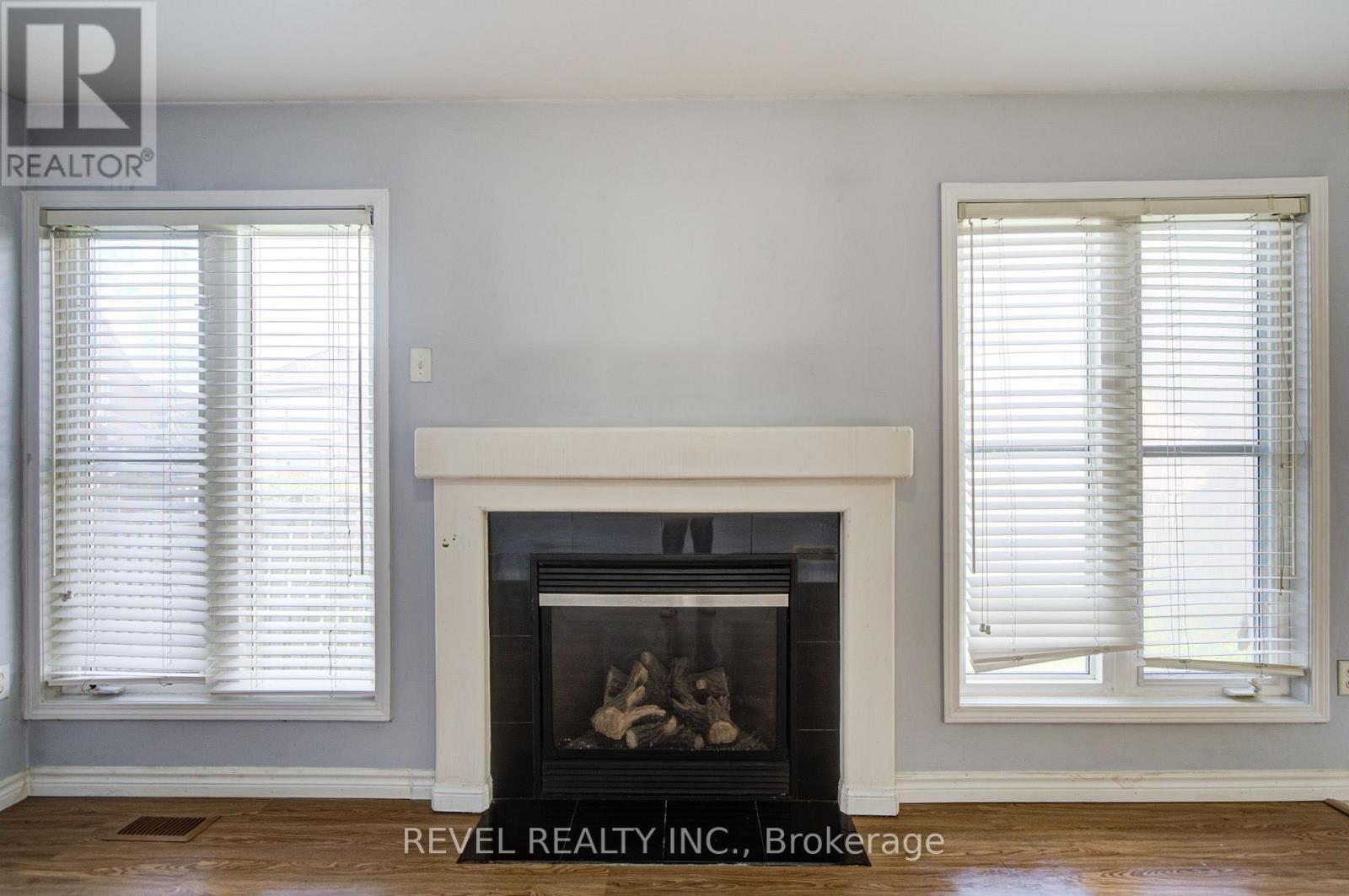 112 Rouge River Drive, Toronto, Ontario  M1B 6G1 - Photo 16 - E13701252