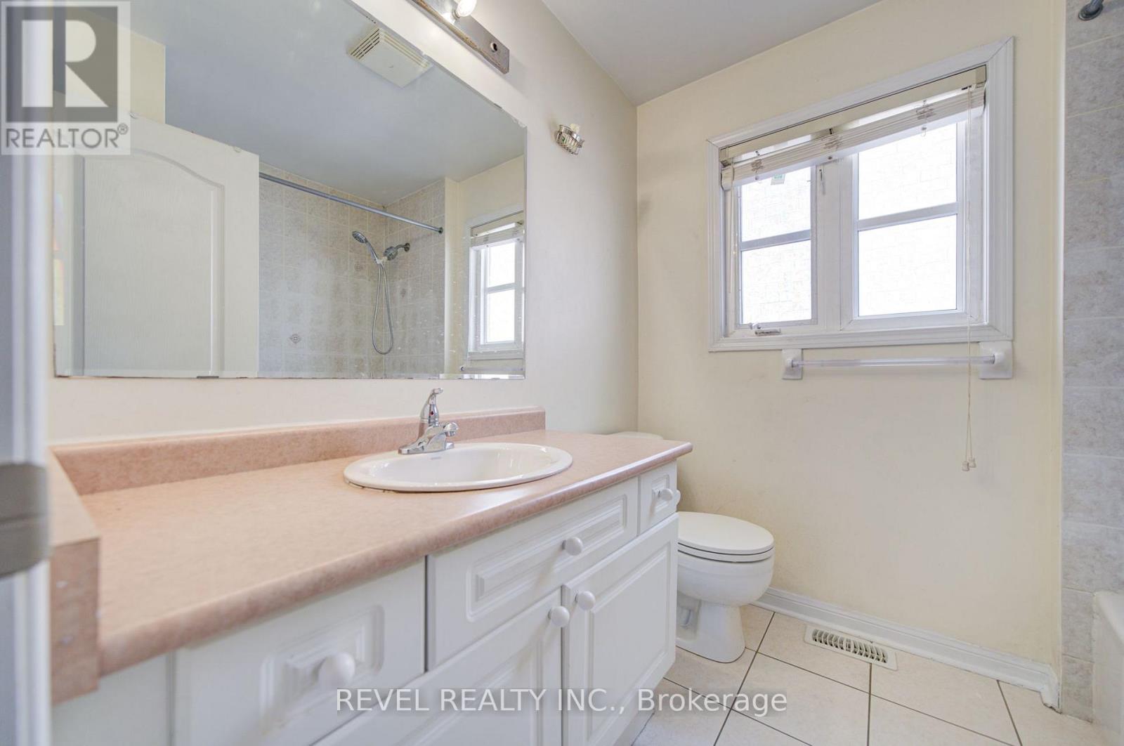 112 Rouge River Drive, Toronto, Ontario  M1B 6G1 - Photo 26 - E13701252