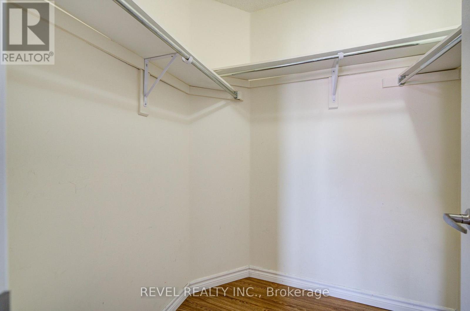 112 Rouge River Drive, Toronto, Ontario  M1B 6G1 - Photo 35 - E13701252