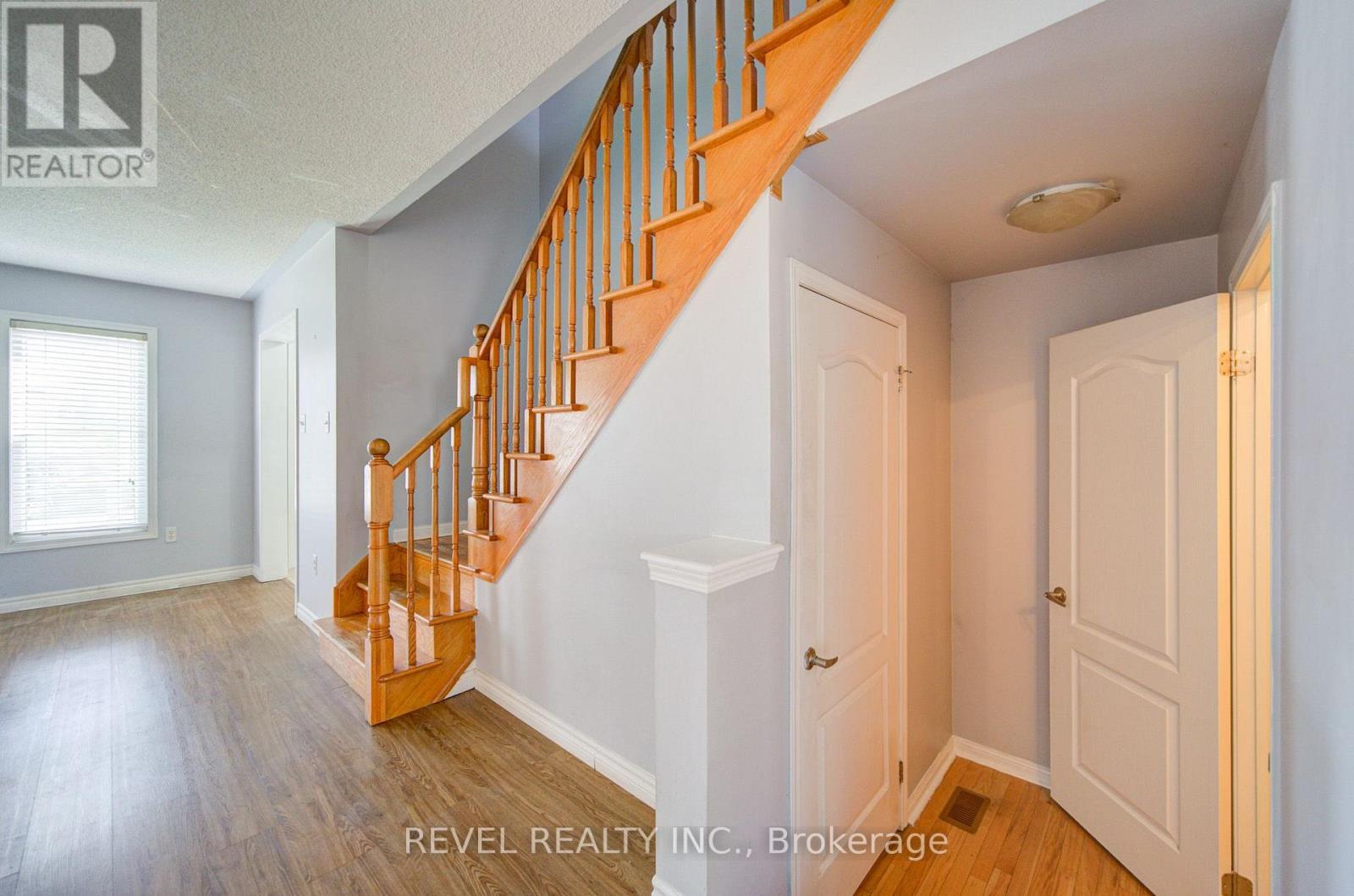 112 Rouge River Drive, Toronto, Ontario  M1B 6G1 - Photo 8 - E13701252
